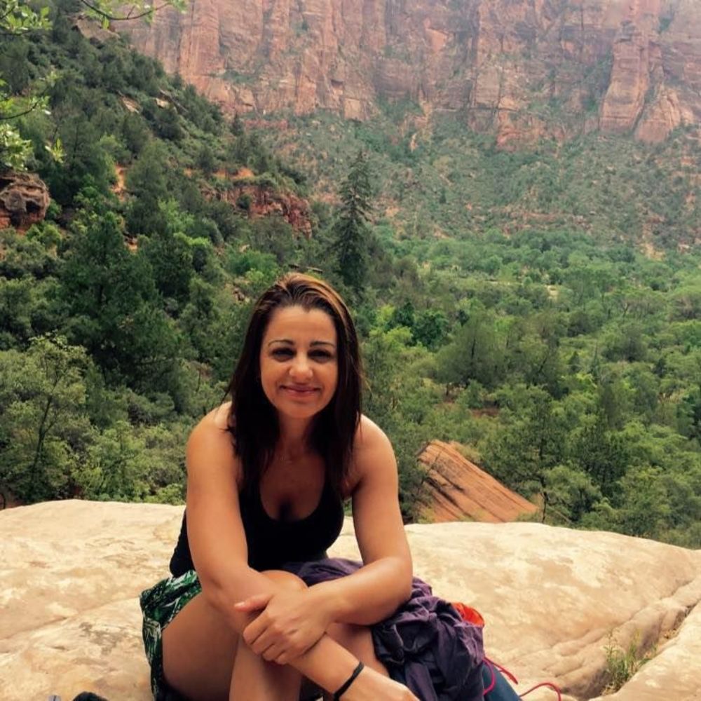 Meet your Posher, Sinara